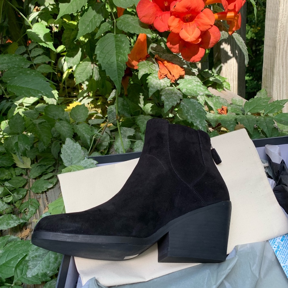 Eileen Fisher Bootie - Picture 3 of 8